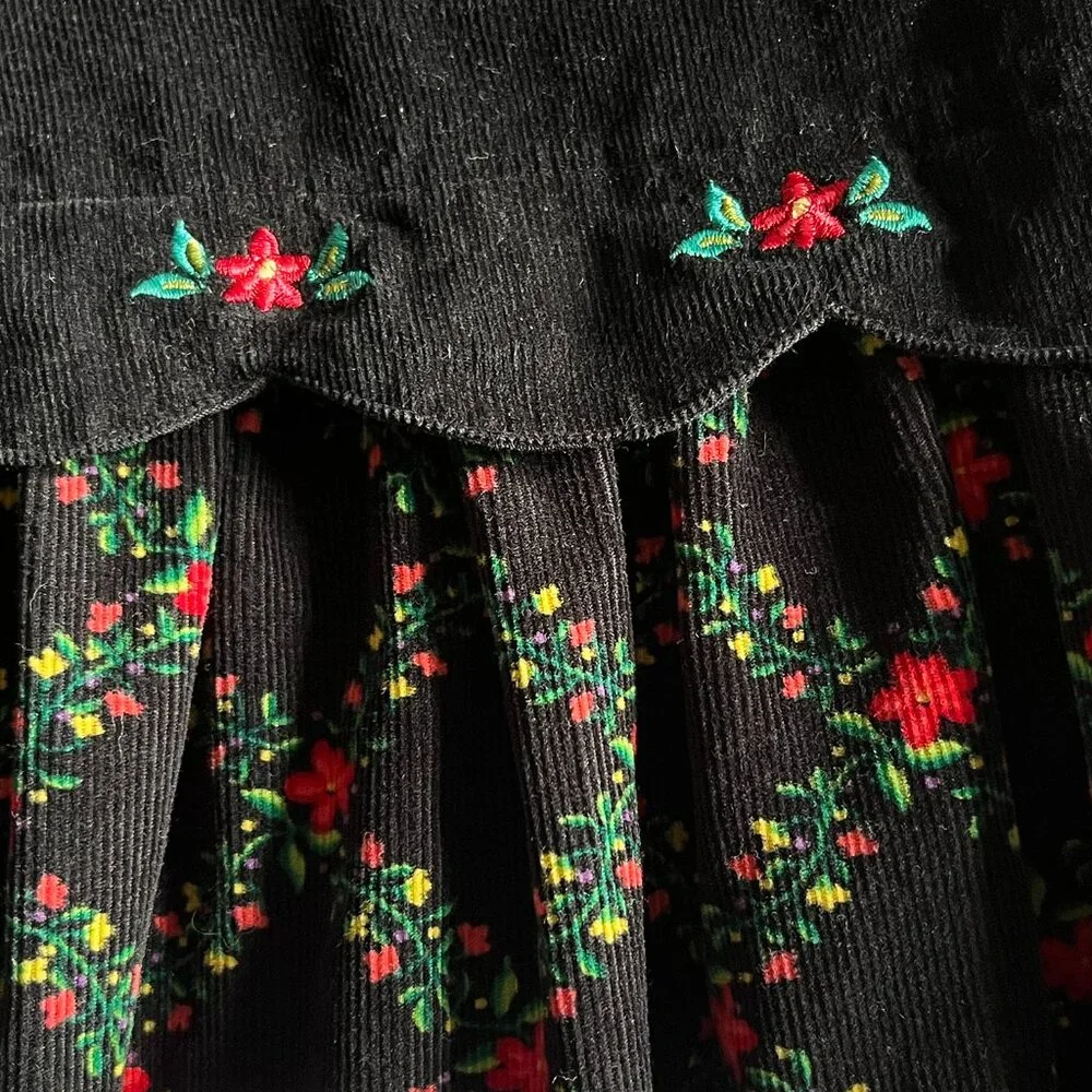 Gymboree vintage corduroy floral dress XX-Large 6/7